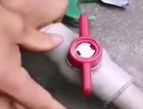 球閥扳手轉(zhuǎn)軸處漏水怎么修?5張大圖帶你輕松搞定! 球閥扳手轉(zhuǎn)軸處漏水怎么修?5張大圖帶你輕松搞定!